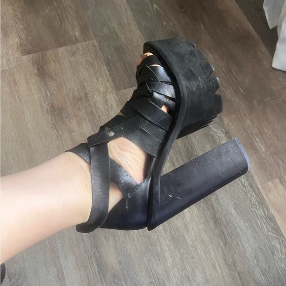 Jeffrey Campbell Leather Strappy Platform - Picture 7 of 7